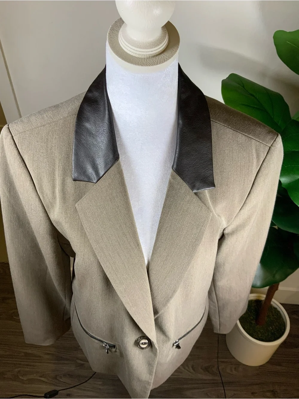 Signature by Larry Levine Taupe Blazer with Dark Contrast Collar